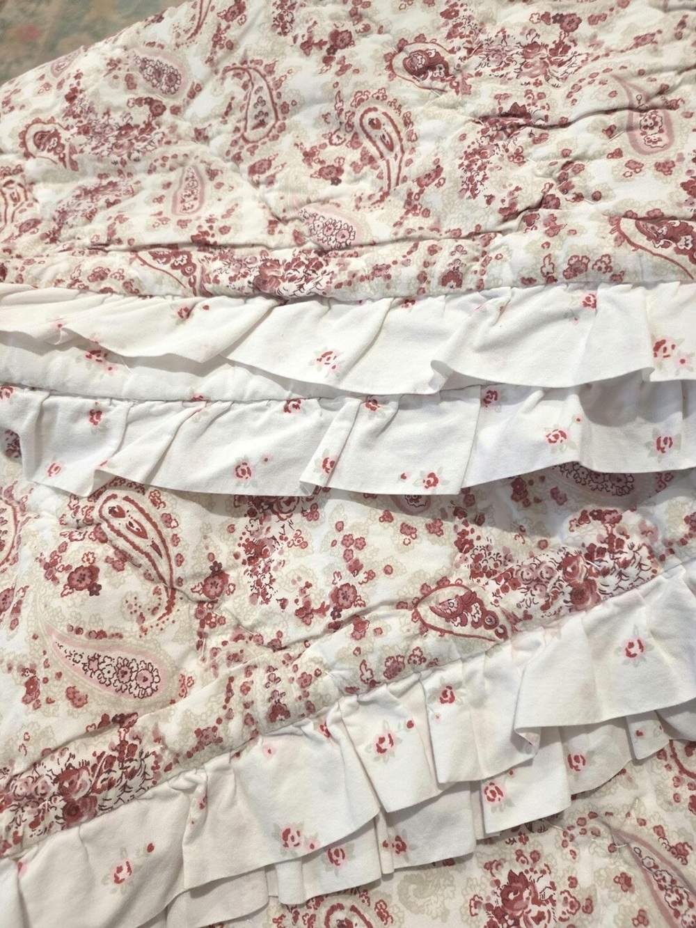 Rachel Ashwell Paisley Cotton  Quilted Shabby Chic Ruffle 2/ Shams